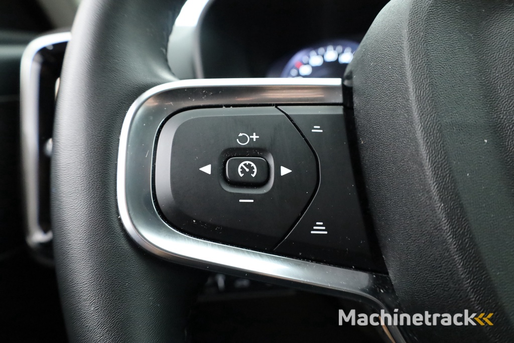 Volvo XC40 T5 Plug-in hybrid Plus Bright | Pilot Assist | Harman Kardon | Leder | 20'' | Camera | Stoel- Stuurverw.