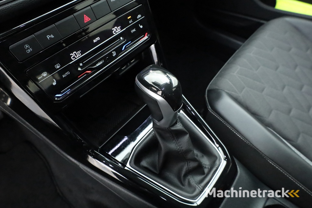 Volkswagen T-Cross 1.0 TSI Goal DSG | Apple CarPlay | Adapt. Cruise | Navi | Stoel. verw. | Camera |