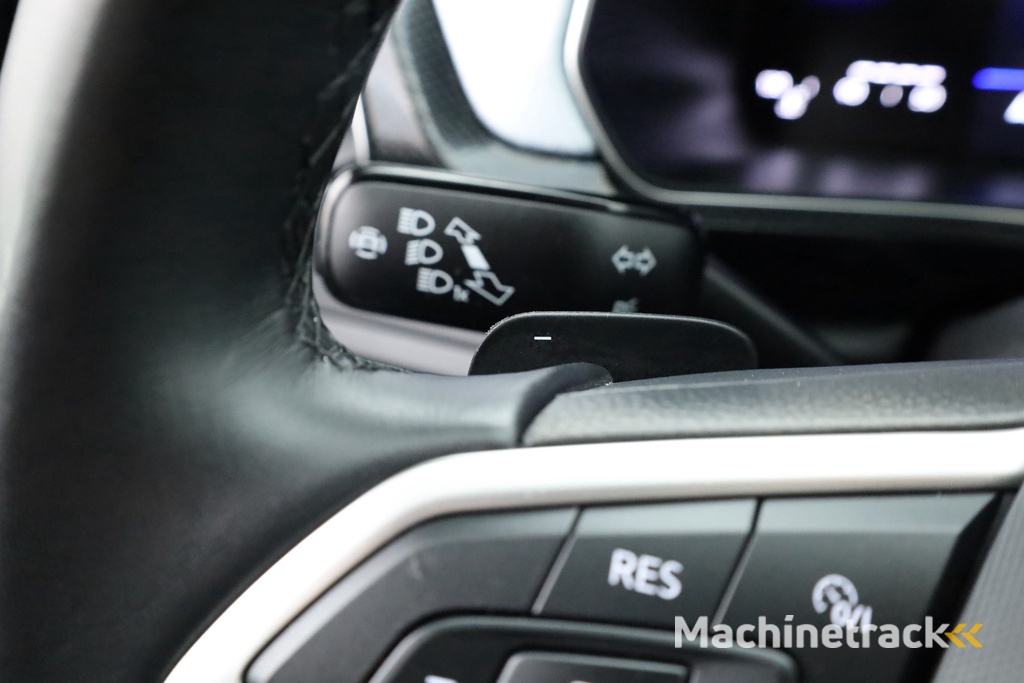 Volkswagen T-Cross 1.0 TSI Goal DSG | Apple CarPlay | Adapt. Cruise | Navi | Stoel. verw. | Camera |