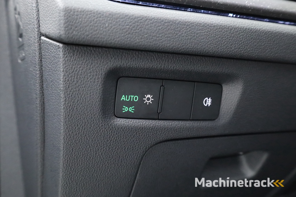 ŠKODA Octavia 1.5 TSI MHEV Business Edition | Pano | Keyless | CarPlay | Digi. Dashboard | Stoel- Stuurverw. | Camera