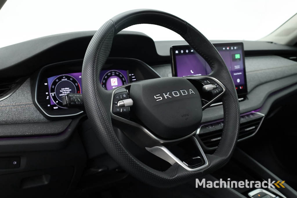 ŠKODA Octavia Combi 1.5 TSI MHEV Business Edition | Pano | Camera | Apple CarPlay | Stoel- Stuurverw. | Keyless |