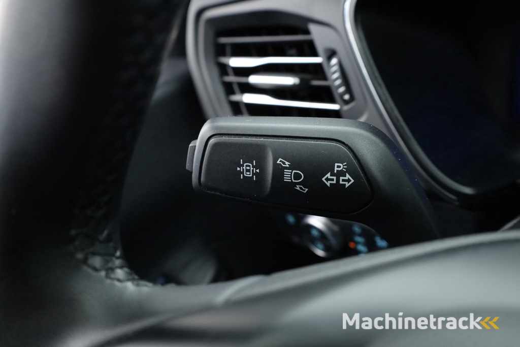 Ford Kuga 2.5 PHEV Titanium | Winter Pack | Navi | Camera | Afn. Trekhaak | Apple CarPlay | All Season