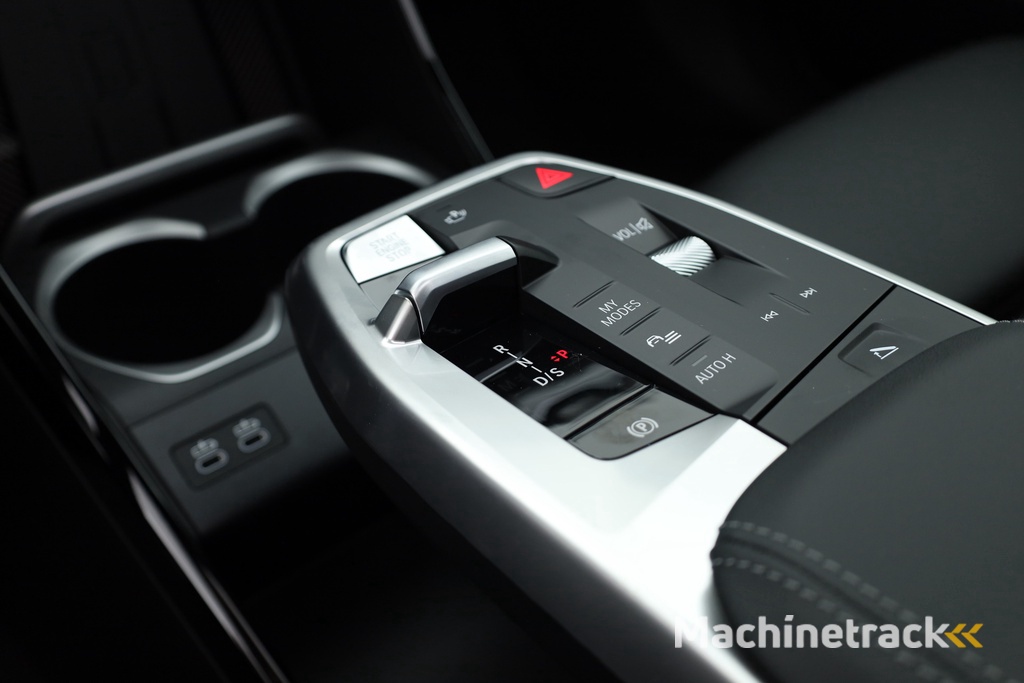 BMW X1 xDrive30e M Sport | Adapt. Cruise | H&K | Massage | Elek. Trekhaak | Pano | HUD | 360cam