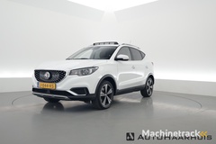 mg-zs-ev-luxury-45-kwh-pano-camera-adapt.-cruise-keyless-apple-carplay