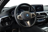 Minituur van BMW 5-serie Touring 530e xDrive M Sport | HUD | Laser | Harman Kardon | Elek. Trekhaak | Adapt. Cruise | Leder