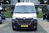 Minituur van Renault Master T35 2.3 dCi 135 L3H2 Comfort | Navi | Airco | Cruise