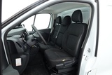 Minituur van Renault Trafic 2.0 dCi 120pk L2H1 Comfort | 3pers. | Navi | Cruise | PDC | LED