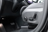Minituur van Volvo XC60 T6 Plug-in hybrid Ultra Black Edition | Facelift | Pano | HUD | 360cam | Harman Kardon | Memory seats | Pilot Assist |