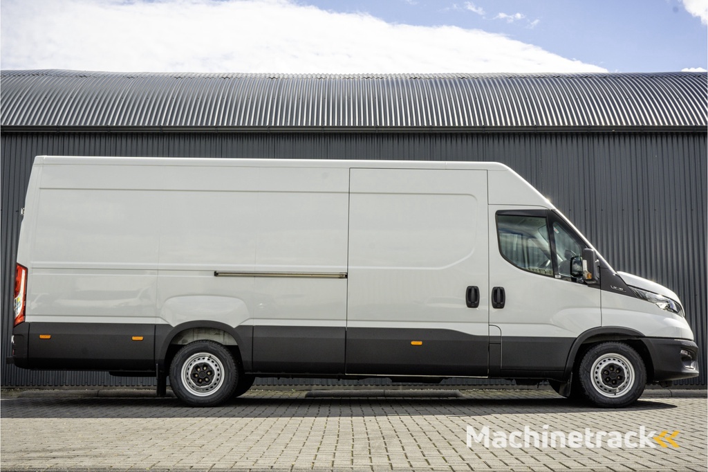 Iveco Daily **35S16V 2.3 L4H2 | Euro 6 | 157 PK | Airco | Camera | 3500 KG Trekgewicht | MF Stuur | 3-Persoons**