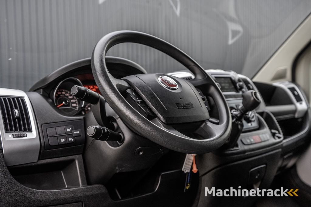 Fiat Ducato **2.3 MultiJet Bakwagen met laadklep | Euro 6 | 131 PK | Climate | Camera | Cruise | LED**