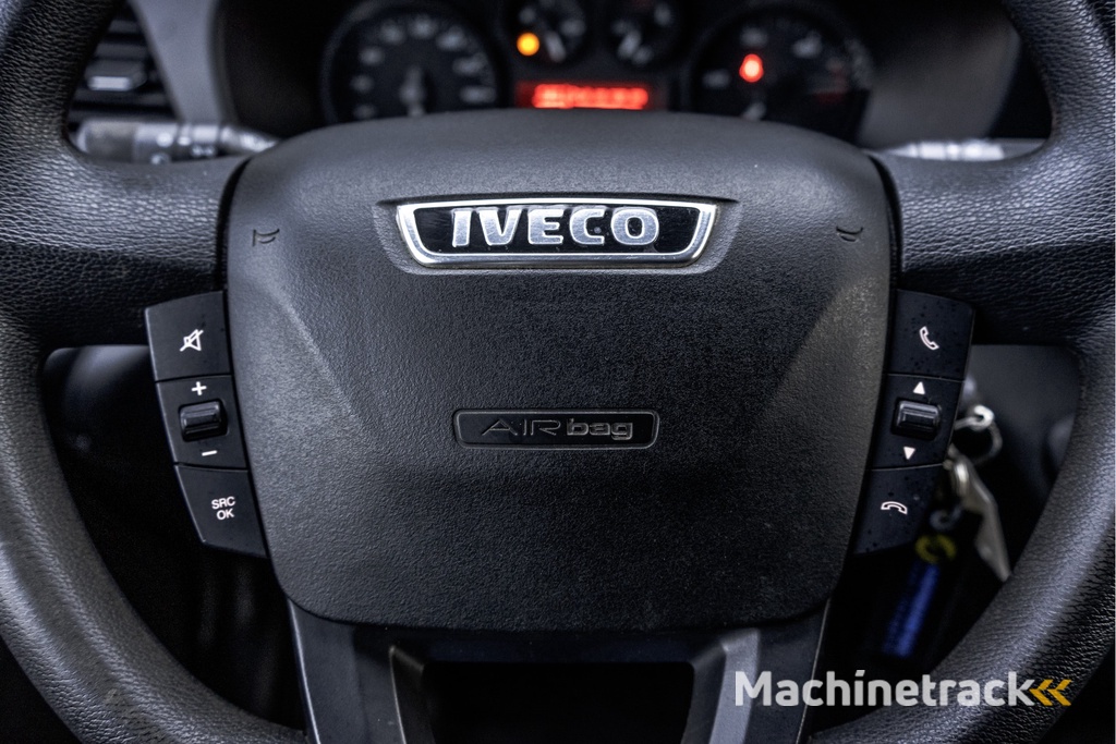 Iveco Daily **35S16V 2.3 L3H2 | Nette staat | Euro 6 | Automaat | 155 PK | Climate | Trekhaak**
