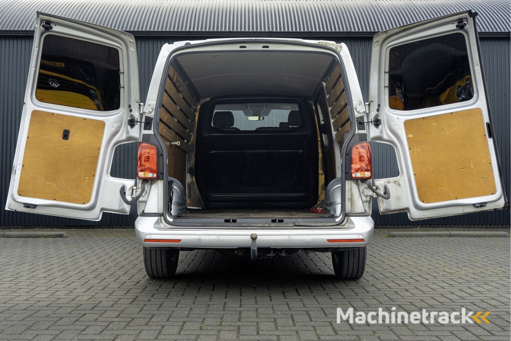 Volkswagen Transporter TDI L2H1 | Automaat | 199PK | CarPlay | Navi | LED | Cruise | Airco | PDC | Euro 6