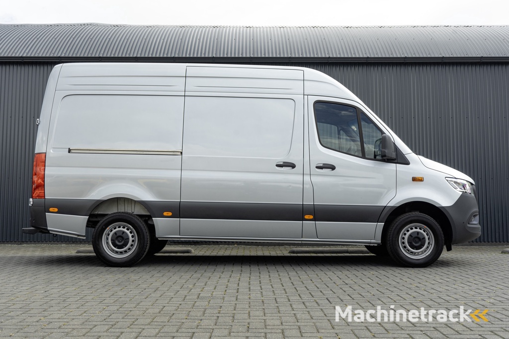 Mercedes-Benz Sprinter 317 CDI L2H2 | Automaat met Flippers | Mbux | Camera | CarPlay | Navi | Climate | Cruise | PDC | Euro 6