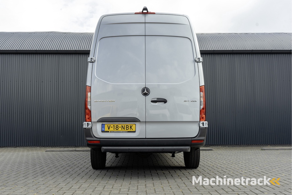 Mercedes-Benz Sprinter 317 CDI L2H2 | Automaat met Flippers | Mbux | Camera | CarPlay | Navi | Climate | Cruise | PDC | Euro 6