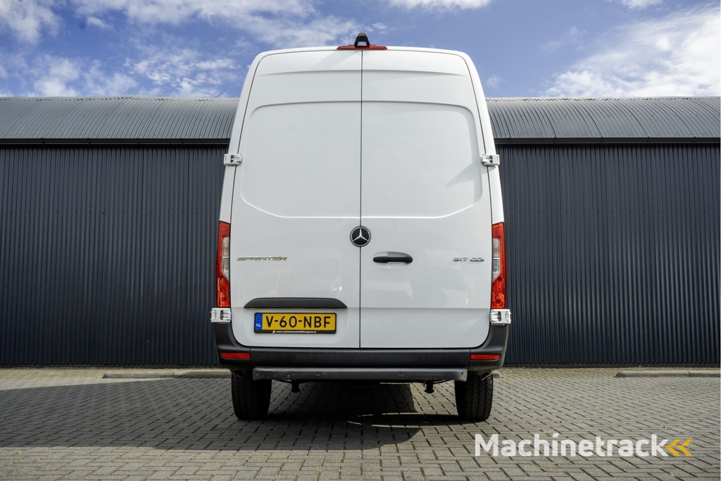 Mercedes-Benz Sprinter 317 CDI L2H2 | Mbux | Camera | CarPlay | Navigatie | Cruise | Climate | PDC | Euro 6
