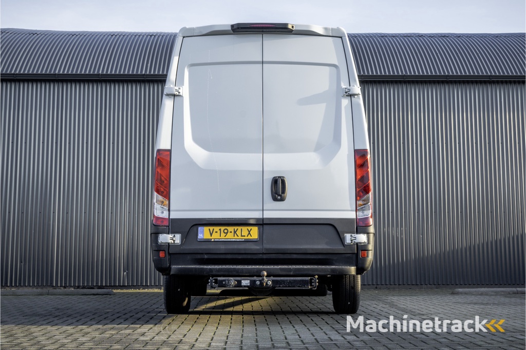 Iveco Daily **35S14V 2.3 L2H2 | Automaat | Euro 6 | Cruise | Climate | 3500 KG Trekgewicht | Trekhaak**