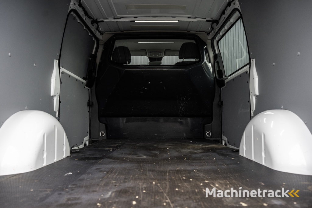 Mercedes-Benz Vito 114 CDI Lang | Automaat | Imperiaal | Camera | Navi | L+R Zijschuifdeur | Cruise | Airco | PDC | Euro 6