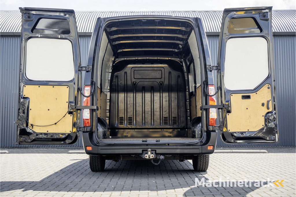 Renault Master 2.3 dCi | L1H2 | Navigatie | Cruise | Airco | Euro 6