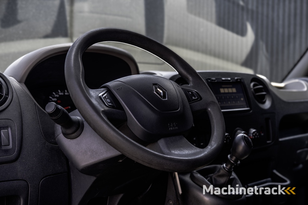 Renault Master 2.3 dCi | L1H2 | Navigatie | Cruise | Airco | Euro 6