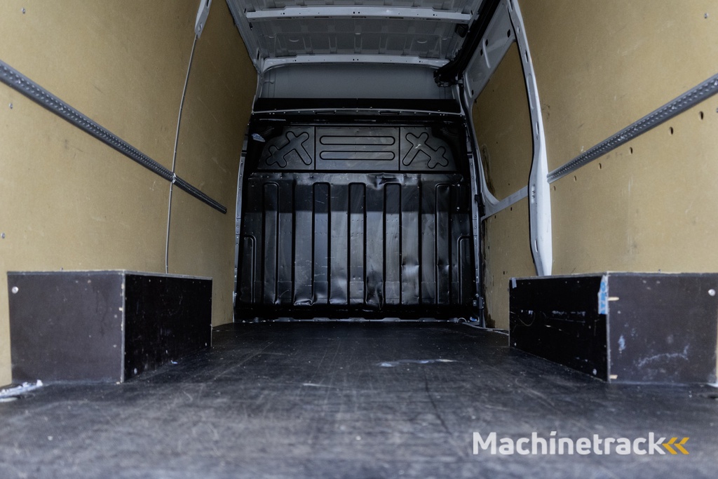 Iveco Daily 35S16V L2H2 | Camera | 3.5T Trekgewicht | Cruise | Airco | Euro 6