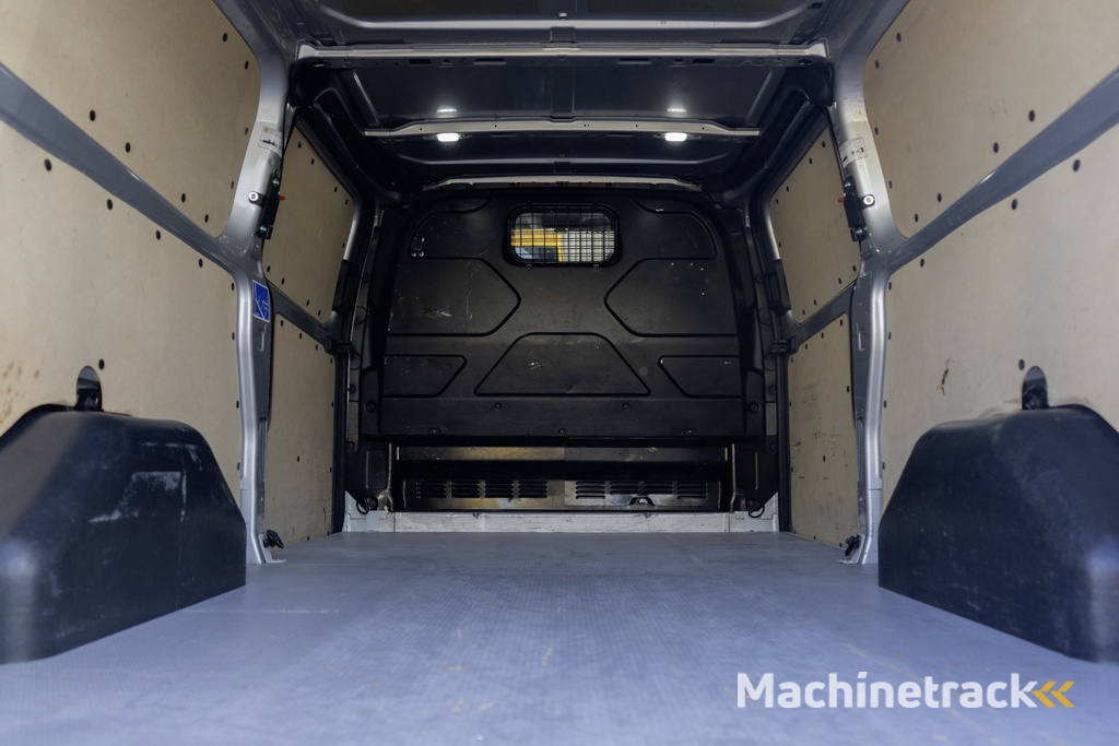 Ford Transit Custom 2.0TDCI | L2H1 | 170PK | Automaat | Camera | CarPlay | LED | Xenon | Zijschuifdeur R+L | Cruise| PDC | Euro 6