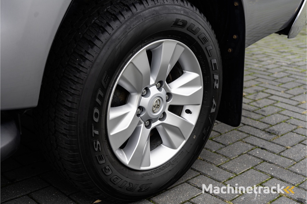 Toyota HiLux D-4D-F Double Cab | Automaat | Camera | Navigatie | Cruise | Airco | Euro 6