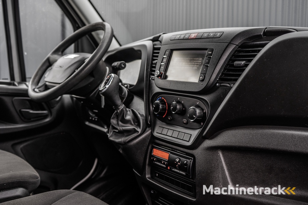 Iveco Daily 50C17 | 170 PK | Automaat | 5-meter laadbak | Cruise | Luchtgeveerd