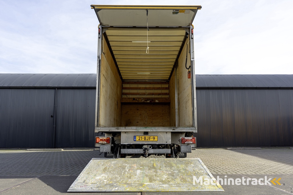 Iveco 70C17 Bakwagen met Laadklep | Luchtvering | Climate | Cruise | Tachograaf | 3.5T Trekgewicht | Sperdifferentieel | Euro 6