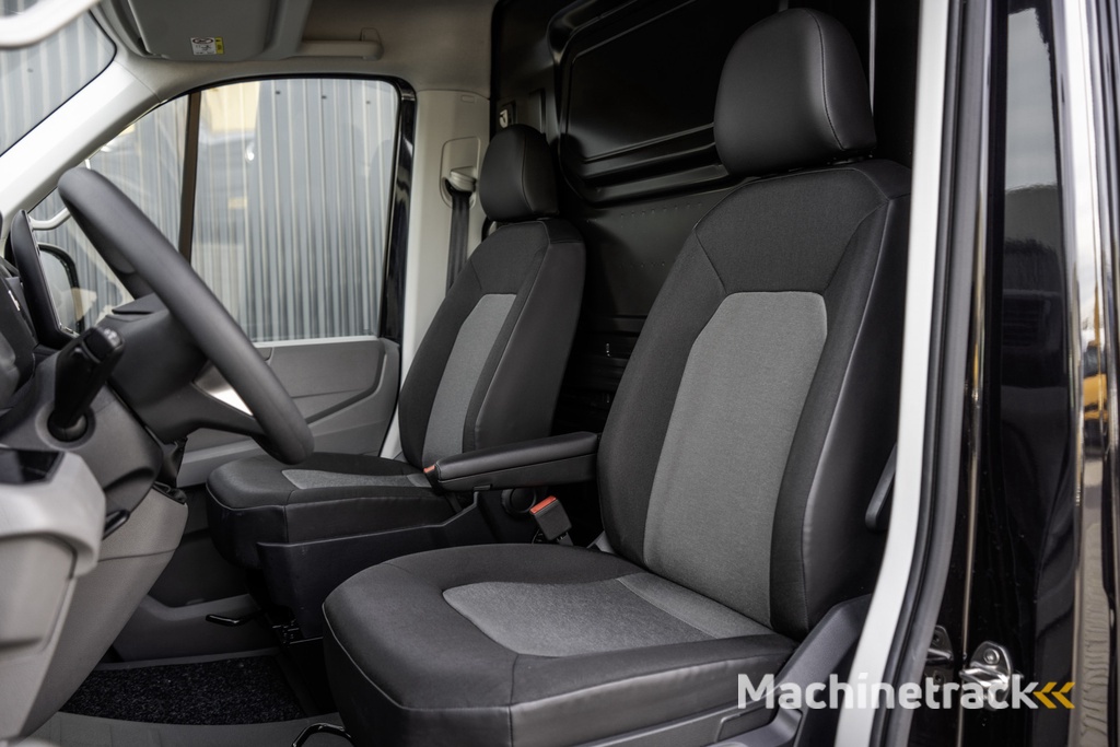 Volkswagen Crafter 2.0TDI 140PK 30 TDI | L3H2 | NW Model | Navi | CarPlay | Camera | Cruise | Climate | PDC | Euro 6
