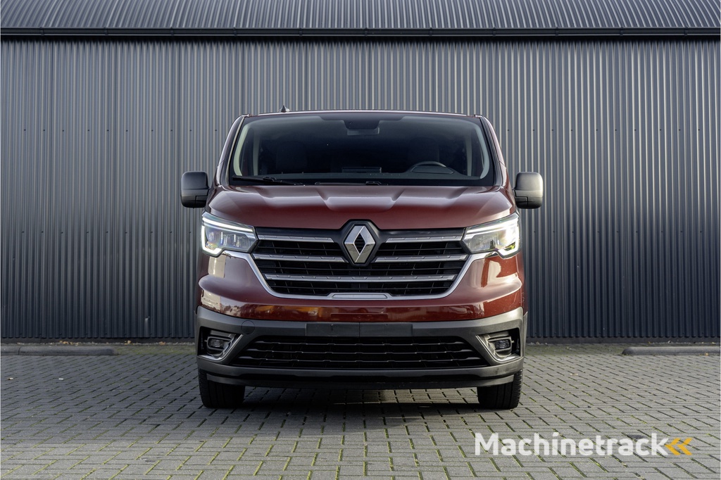 Renault Trafic Blue dCi 150PK | L2H1 | 9-Zits | LED | Canera | Navi | Zijschuifdeur R+L | Cruise | Airco | PDC | Euro 6
