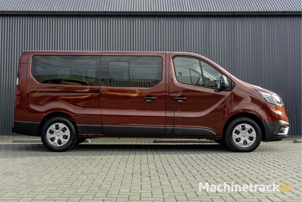 Renault Trafic Blue dCi 150PK | L2H1 | 9-Zits | LED | Canera | Navi | Zijschuifdeur R+L | Cruise | Airco | PDC | Euro 6