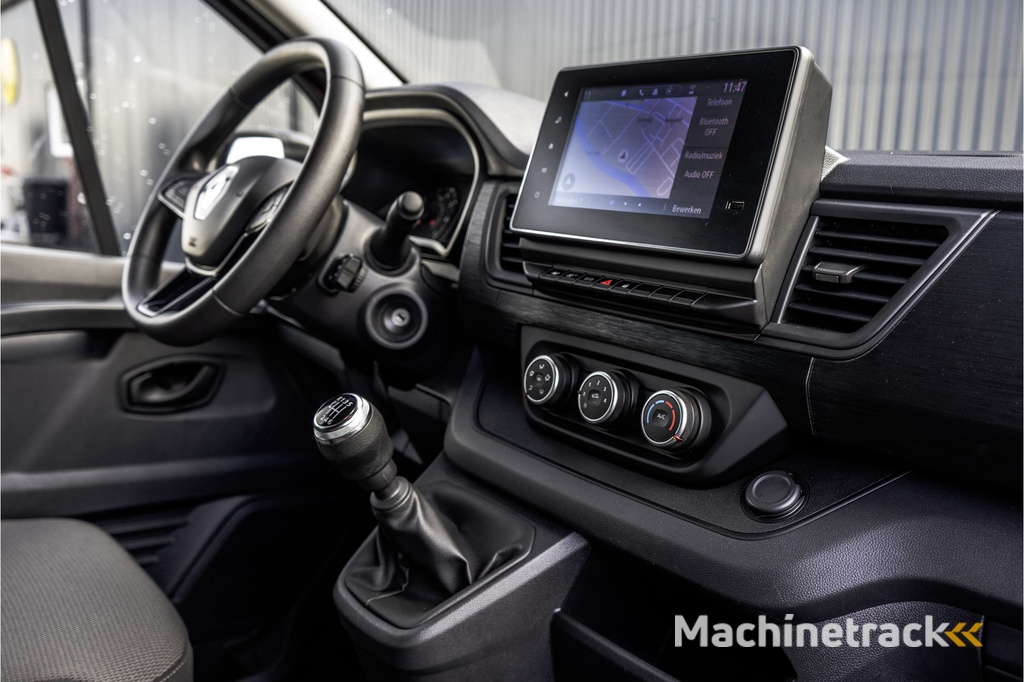 Renault Trafic Blue dCi 150PK | 9-Zits | EX BTW/BPM | LED | Camera | Navigatie | Cruise | Airco | PDC | Euro 6