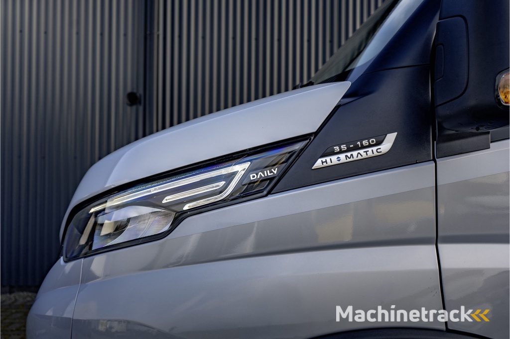 Iveco Daily 35S16V L2H2 | Automaat | Air-Pro Editie | Luchtvering | LED | Camera | Navi | PDC | 3.5T Trekgewicht | Oprijplaat | Cruise | Euro 6