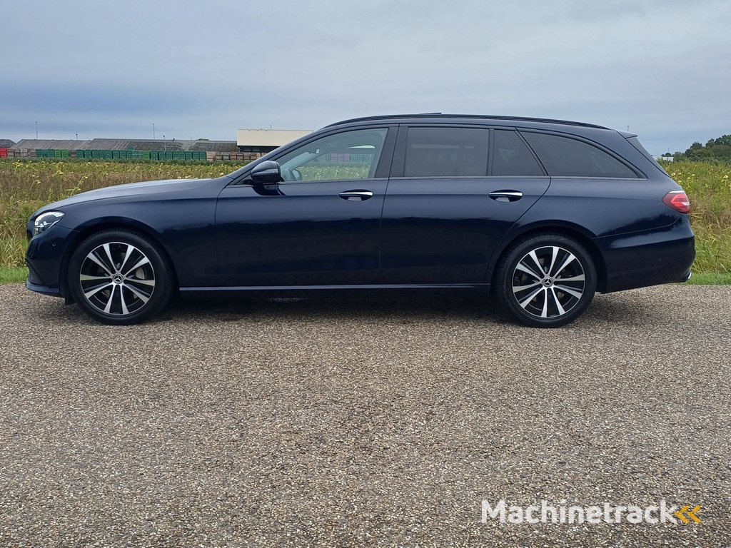 Mercedes-Benz E-klasse Estate 300 e Avantgarde /Pano/Cruise/18"/Sfeer/