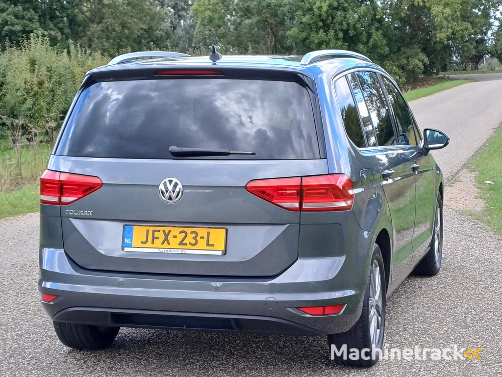 Volkswagen Touran 1.5 TSI Highline Business 7-Pers. /Navi/Carplay/Clima v+a/Argo Active/