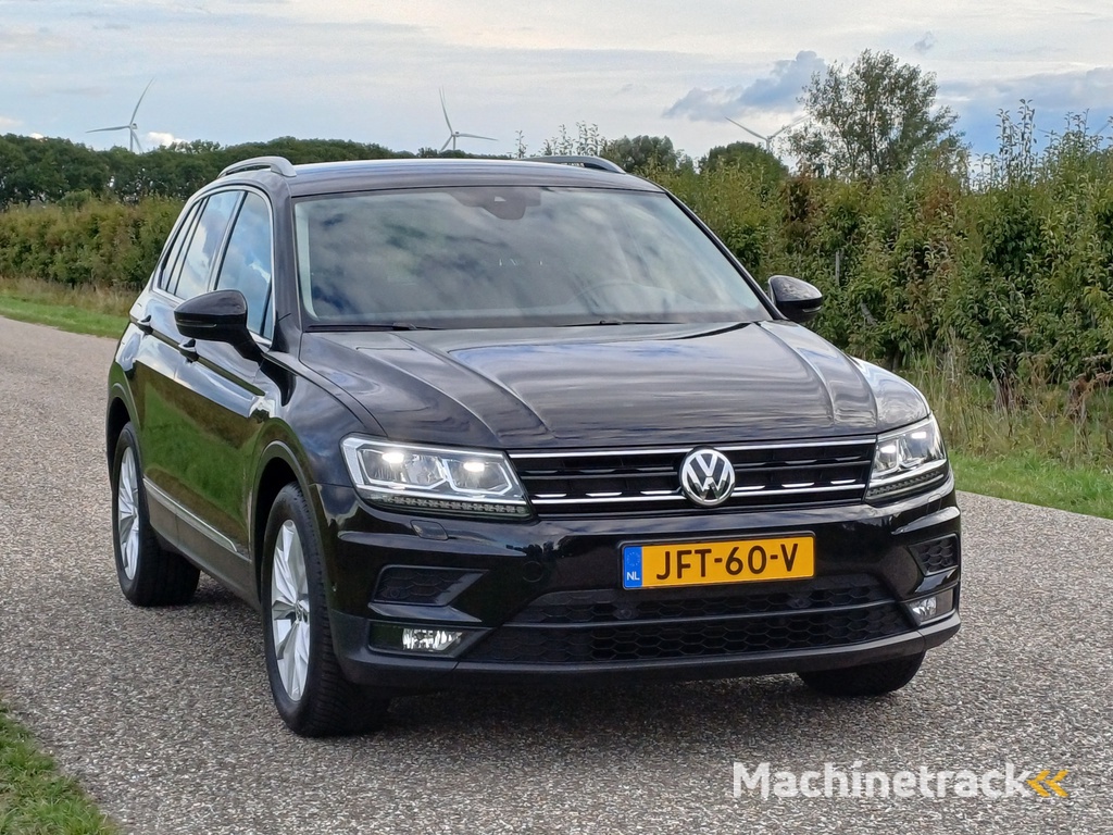 Volkswagen Tiguan 1.4 TSI Comfortline Business /Camera/Carplay/Navi/Cruise/18"/