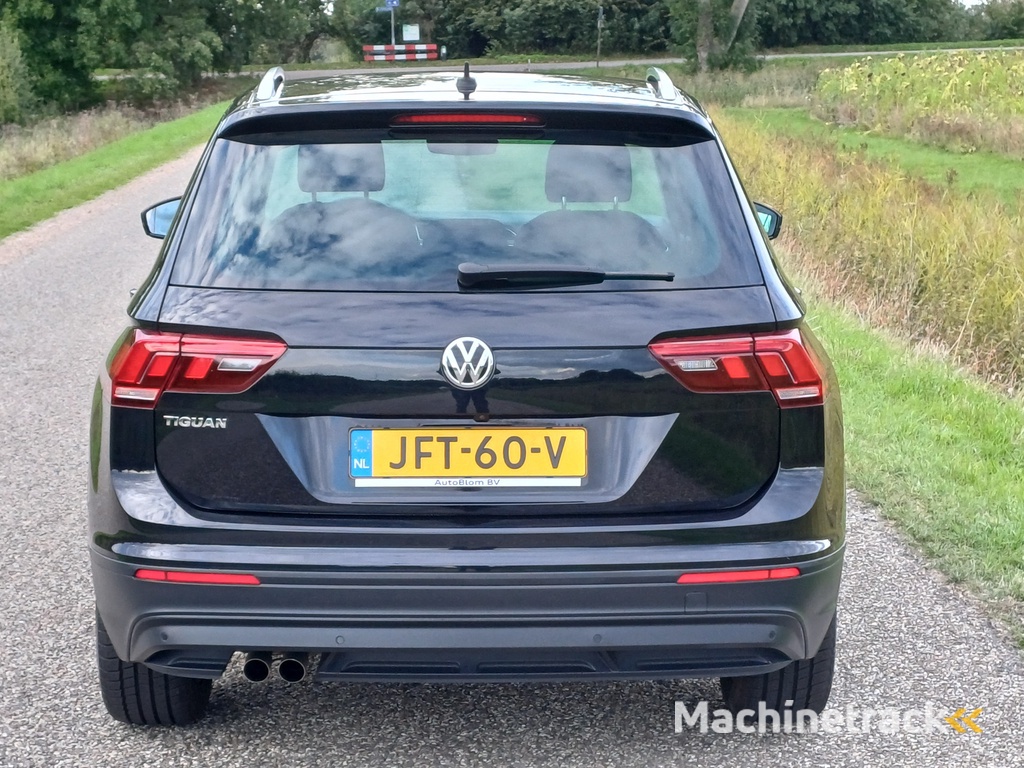 Volkswagen Tiguan 1.4 TSI Comfortline Business /Camera/Carplay/Navi/Cruise/18"/