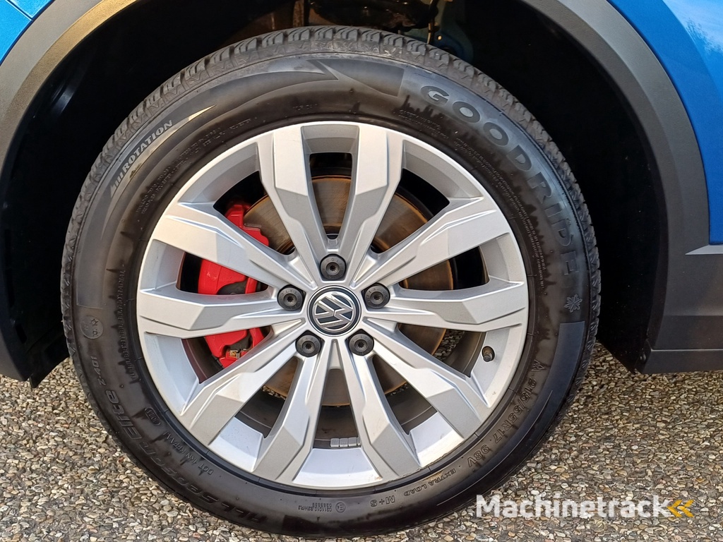 Volkswagen T-Roc 1.5 TSI Sport /Prachtige auto!/Navi/Carplay/Camera/