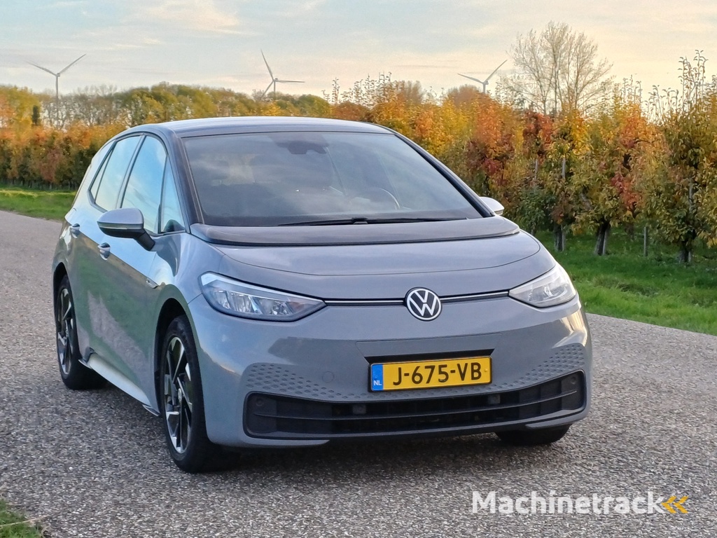Volkswagen ID.3 First 58 kWh /Lichte rijdbare schade rechts achter/