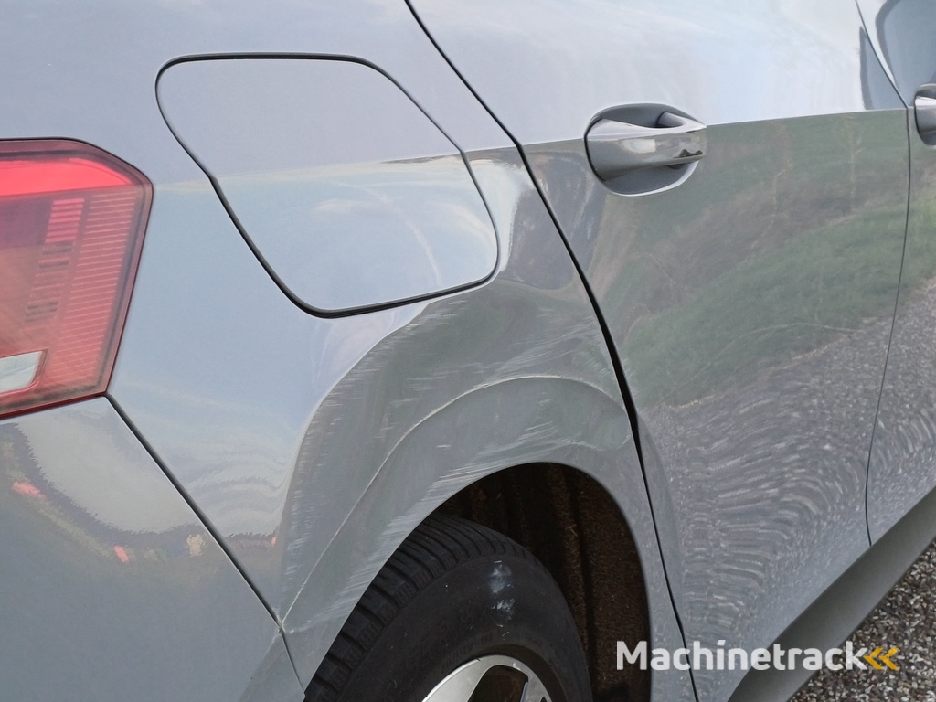 Volkswagen ID.3 First 58 kWh /Lichte rijdbare schade rechts achter/