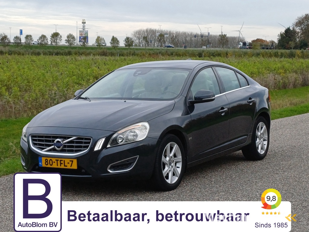 Volvo S60 2.0 D3 Business /Chique combinatie!/Origin.NL!/Dealer onderhouden!/