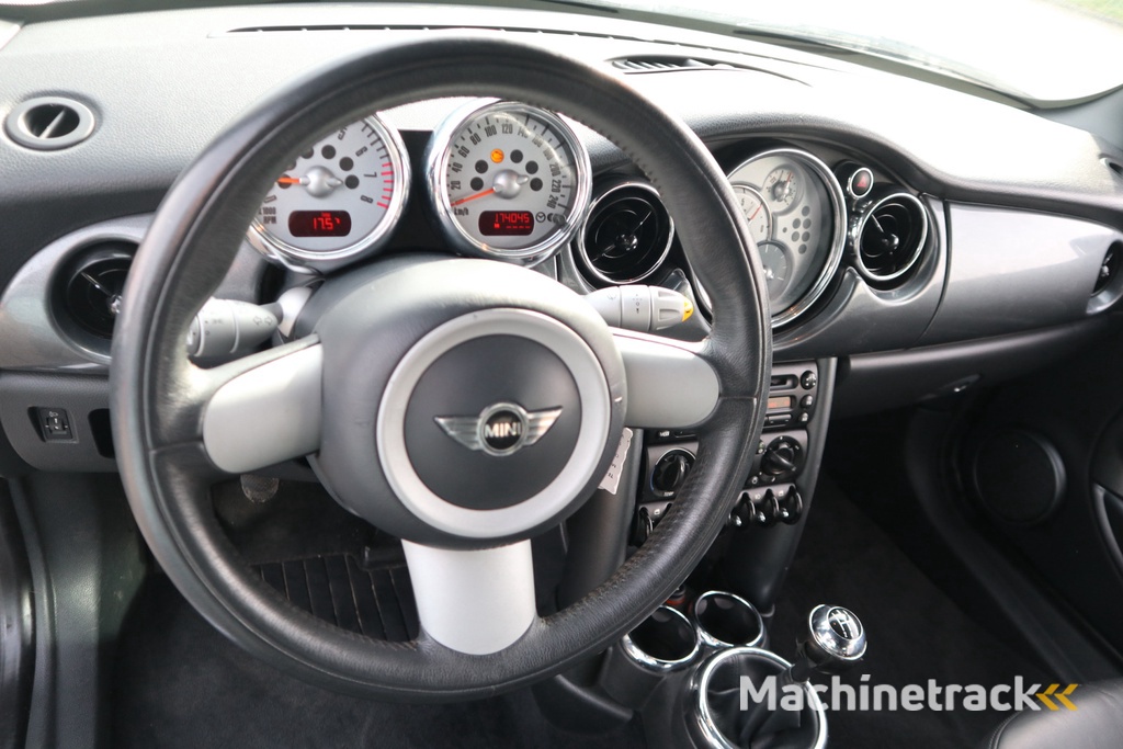 MINI Mini Cabrio 1.6 One Pepper | Lees Tekst | Zo Mee | Read Text