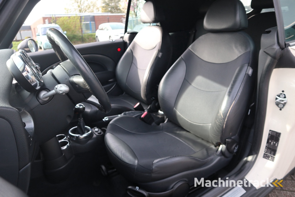 MINI Mini Cabrio 1.6 One Pepper | Lees Tekst | Zo Mee | Read Text