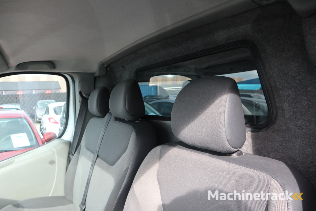 Renault Trafic 2.5 dCi T29 L1H1 | Navigatie | Automaat | Climate Control | APK 04-10-2025 |