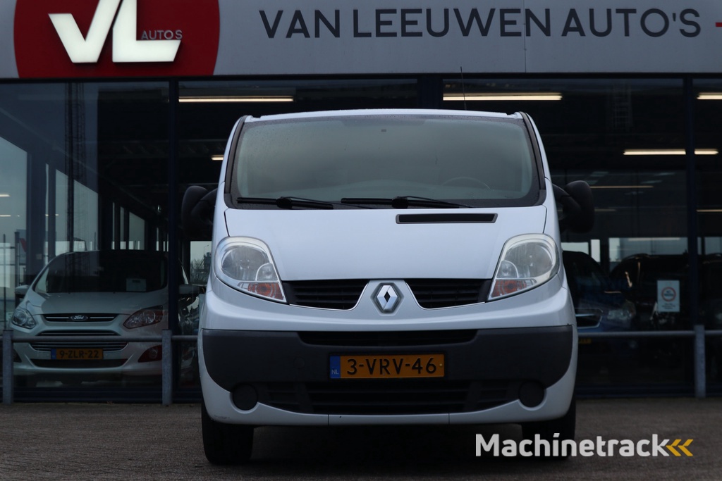 Renault Trafic 2.5 dCi T29 L1H1 | Navigatie | Automaat | Climate Control | APK 04-10-2025 |
