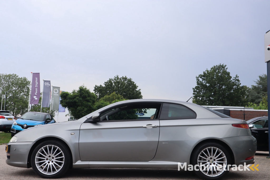 Alfa Romeo GT 2.0 JTS Distinctive Selespeed | Climate Control | Leer | APK 13-03-2026 |