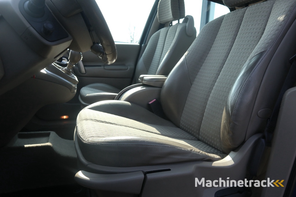 Renault Scénic 2.0-16V Privilège Luxe | Navi | Automatische Airco | Schuif- Kanteldak