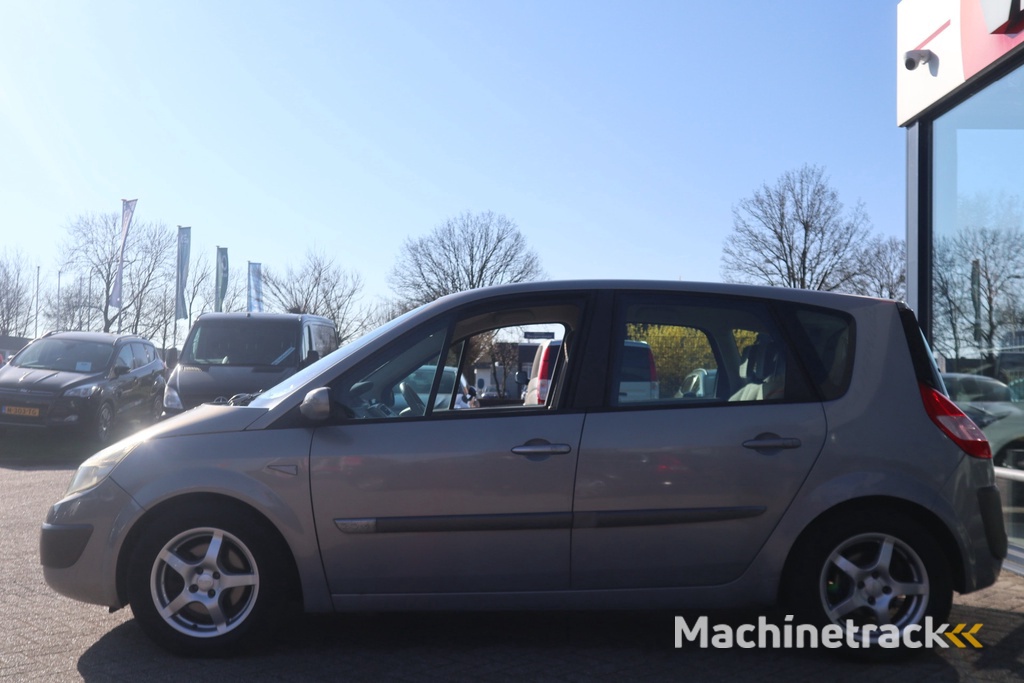 Renault Scénic 2.0-16V Privilège Luxe | Zo Mee | Lees Tekst | Read Text