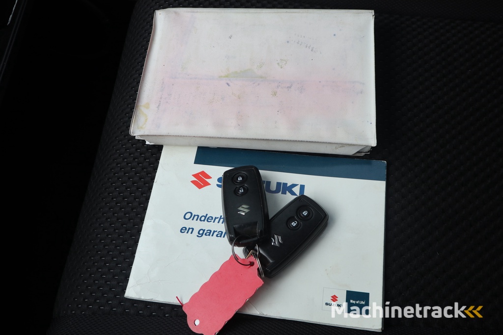 Suzuki Grand Vitara 2.0-16V Exclusive | Trekhaak | Airco | Lichtmetaal