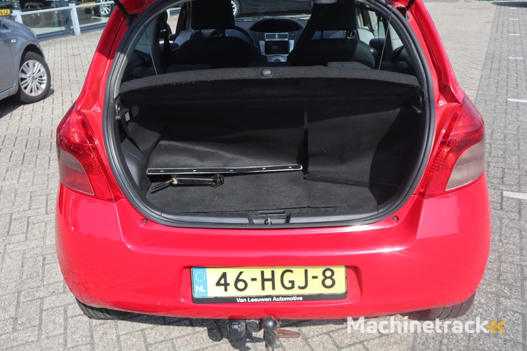 Toyota Yaris 1.3 VVTi Luna MMT | Automaat | Lees Tekst | Read Text